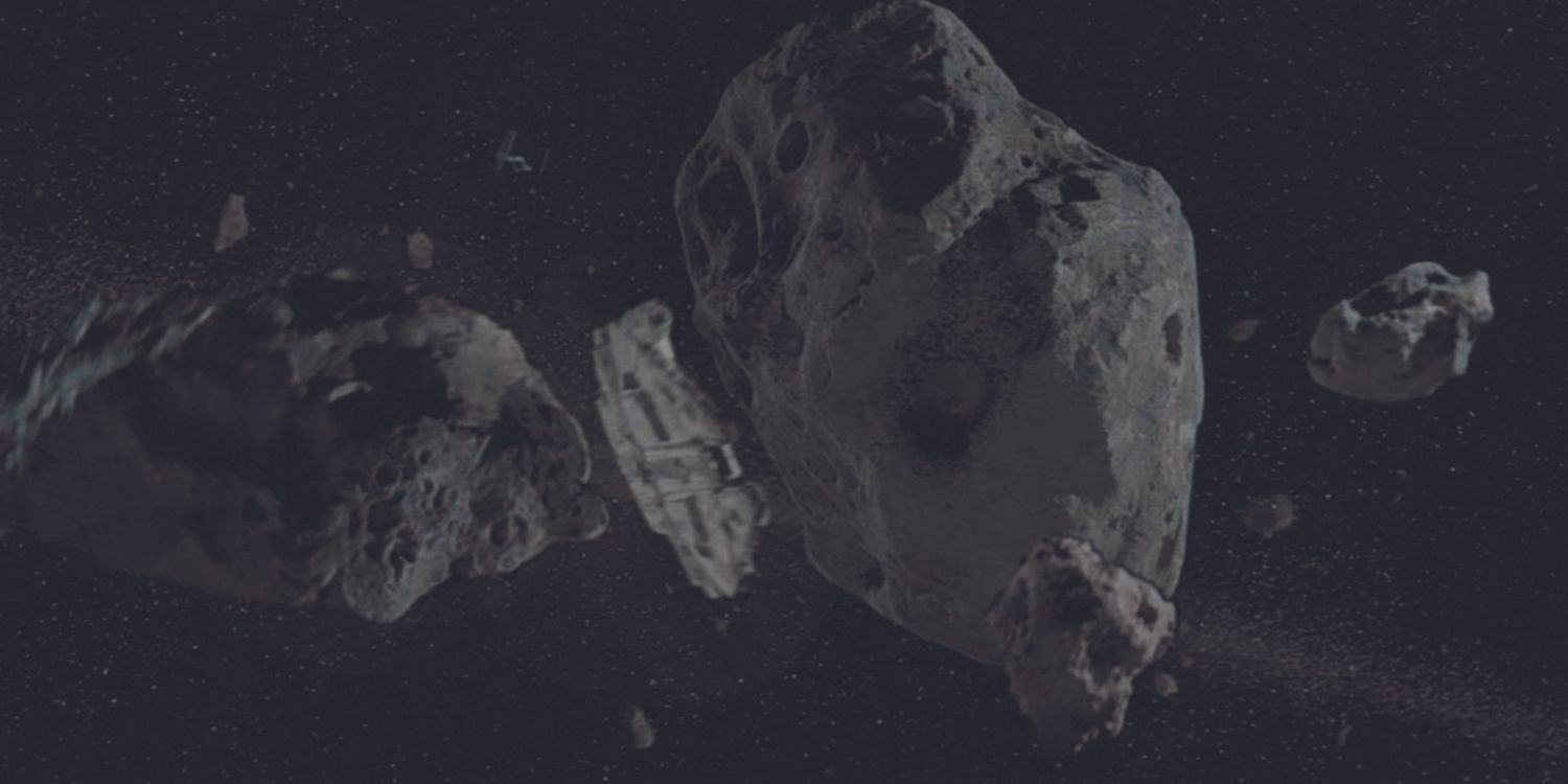 Millennium Falcon terbang melalui medan asteroid di The Empire Strikes Back.