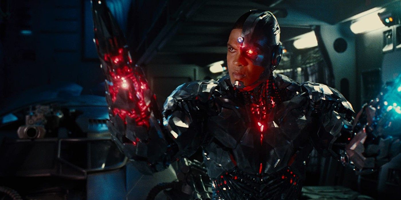 Ray Fisher sebagai Cyborg di Justice League (2017)