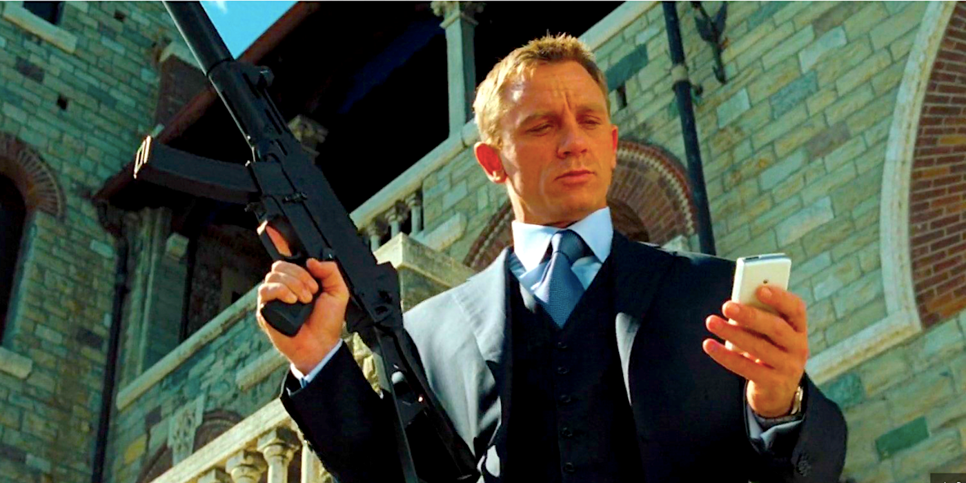 Mengapa Mantan Direktur James Bond Skeptis Tentang Daniel Craig Sebagai 007