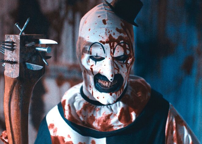 Damien Leone Terrifier 2 Re-Release Interview: Horror Franchise’s Viral Popularity & Terrifier 3 Details