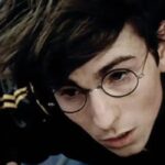Daniel Radcliffe Bersatu Kembali Dengan Pemeran pengganti Harry Potter-nya dalam Trailer David Holmes: Anak Laki-Laki yang Tinggal yang Menginspirasi