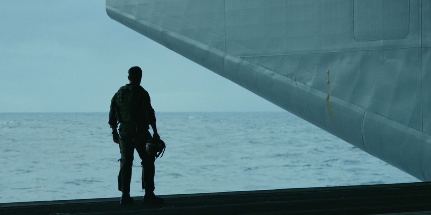 Tom Cruise as Maverick on an aircraft carrier in Top Gun 2